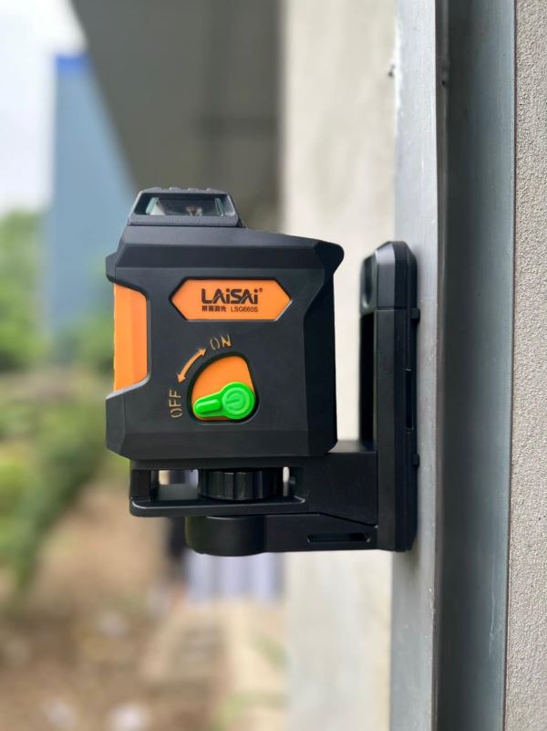 Máy cân bằng laser laisai treo tường 5 tia xanh, laisai LSG660S