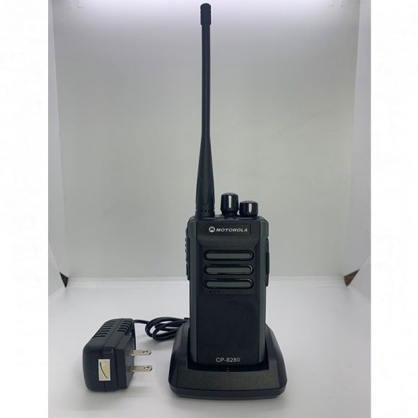Bộ Đàm Motorola CP-2800 – Phạm vi liên lạc 2km, Âm thanh to rõ ràng.